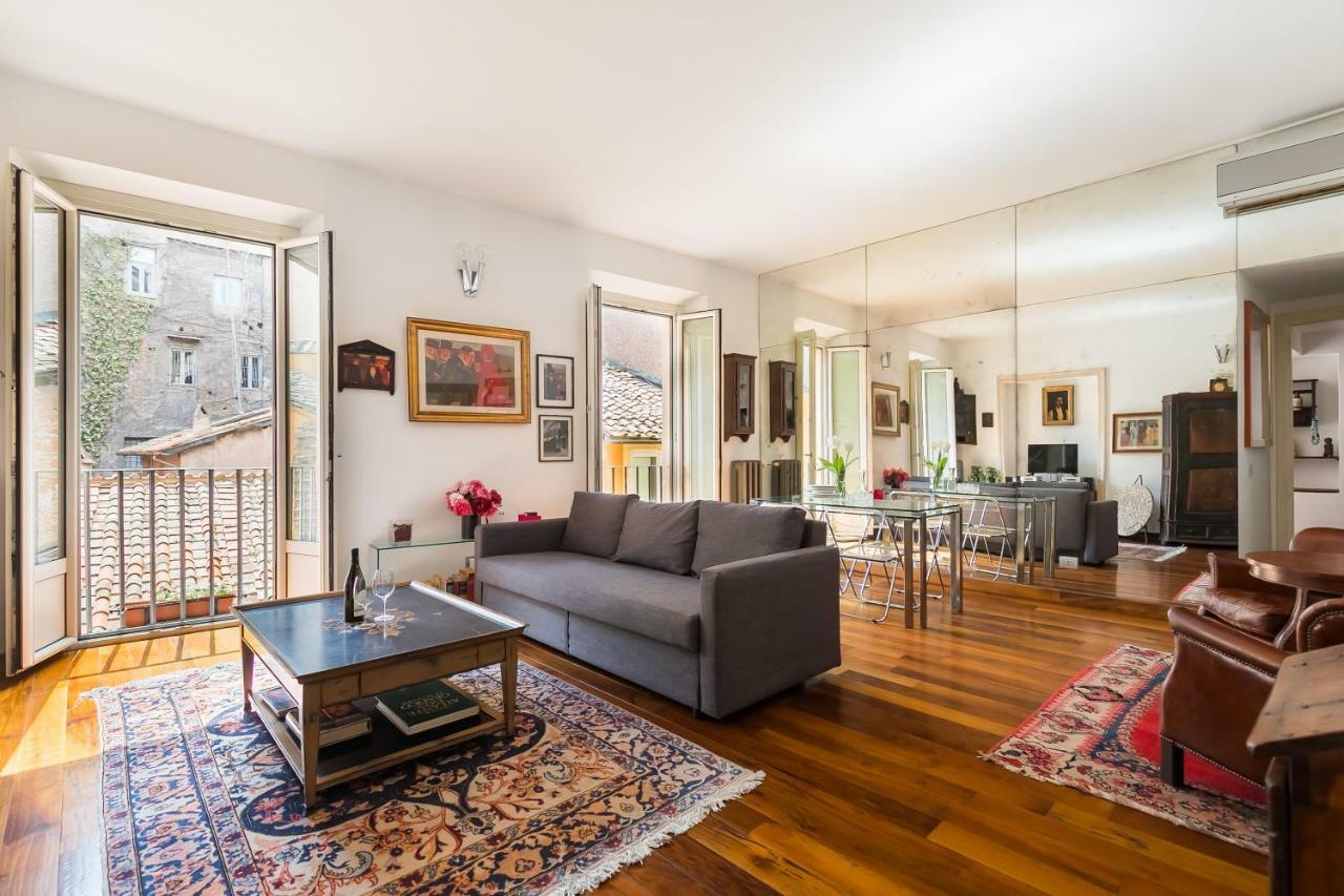 R.C. Cappellari Charming Campo De Fiori Apartment Rome Luaran gambar