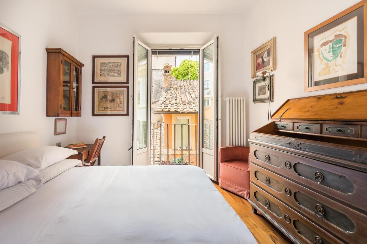 R.C. Cappellari Charming Campo De Fiori Apartment Rome Luaran gambar
