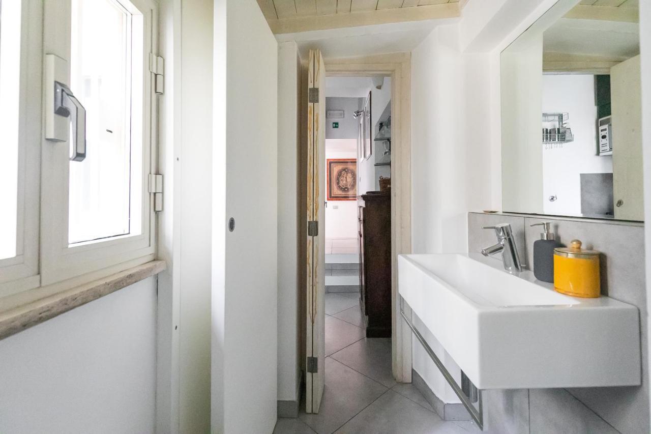R.C. Cappellari Charming Campo De Fiori Apartment Rome Luaran gambar