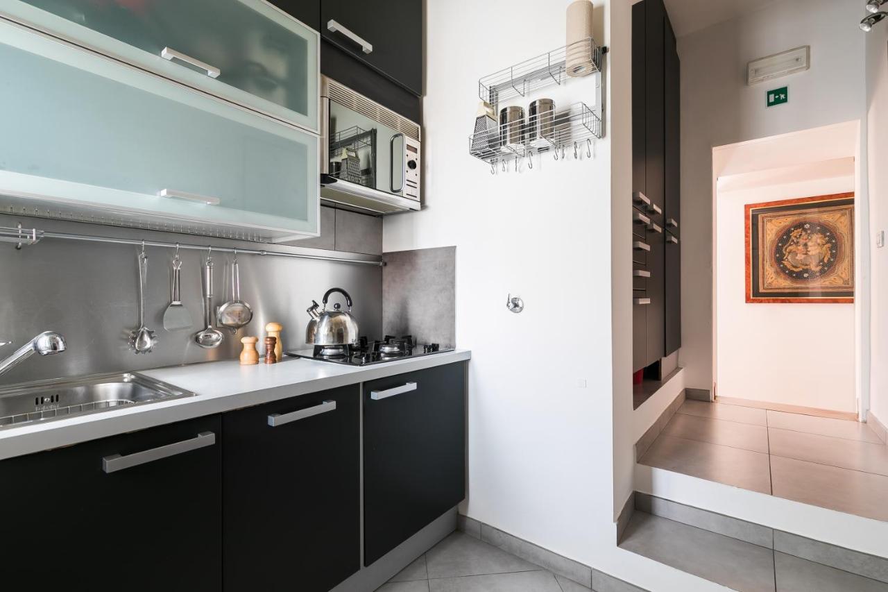 R.C. Cappellari Charming Campo De Fiori Apartment Rome Luaran gambar